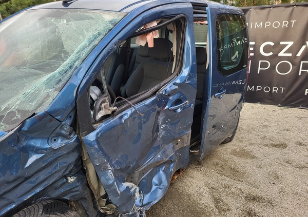 Citroen Berlingo cena 3990 przebieg: 246000, rok produkcji 2010 z Rychwał małe 211